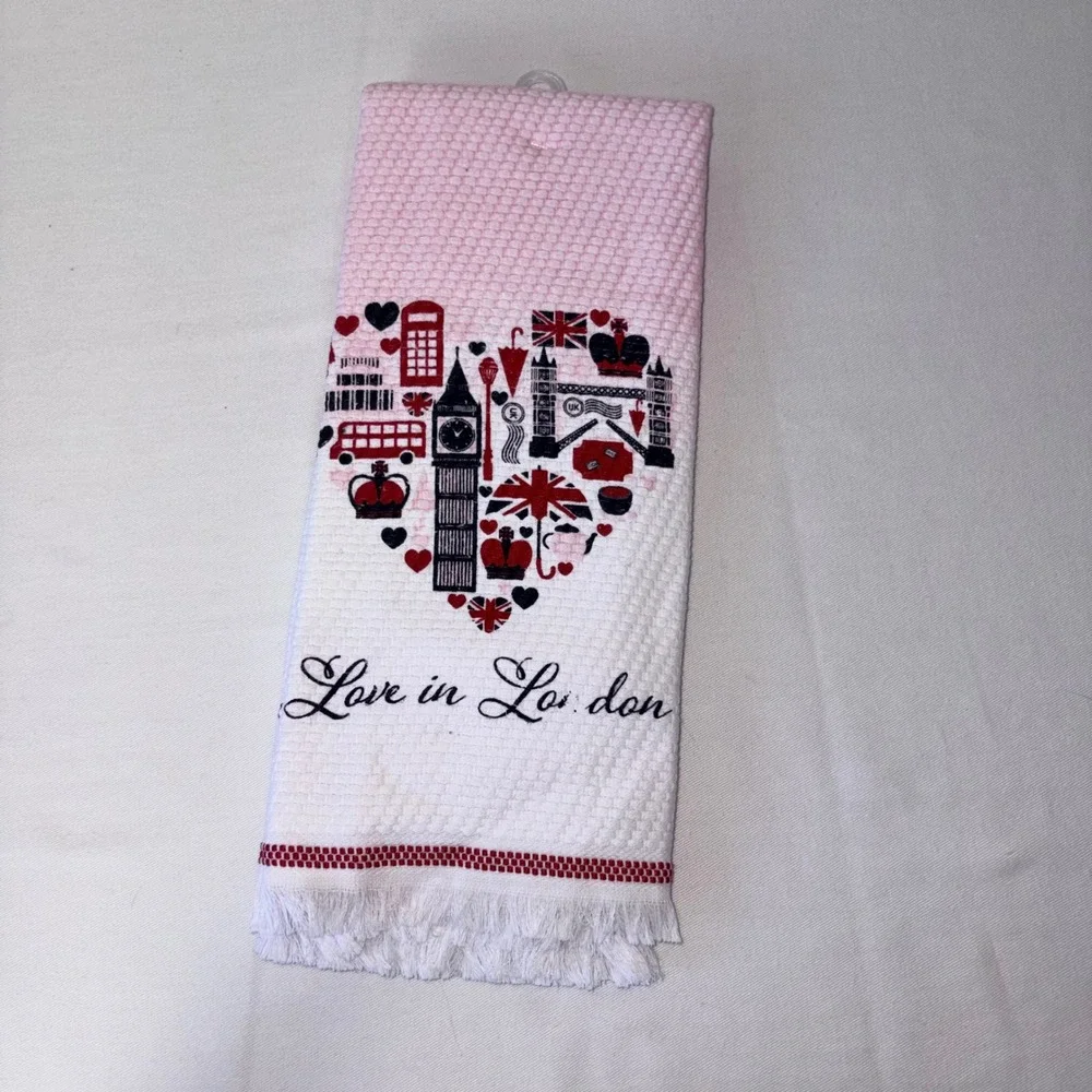 Town & Country Living Love‎ in London Kitchen Towels Set of 2 Pink Waffle Weave